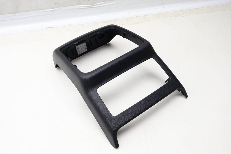 Center Console Trim / Panel 8W0864376 — Used (SKU 630390)