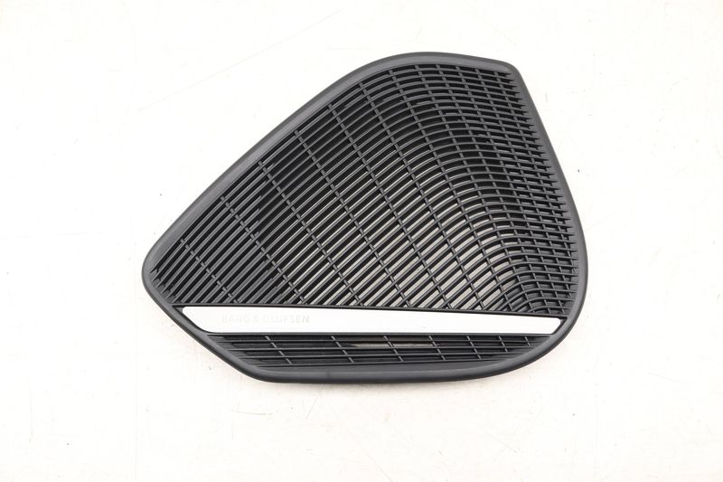 Door Speaker Grille / Cover (B&O) 8W0035293 — Used (SKU 530814)
