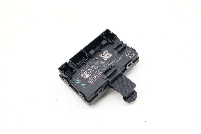 Door Control Module 4M0959795H — Used (SKU 630556)