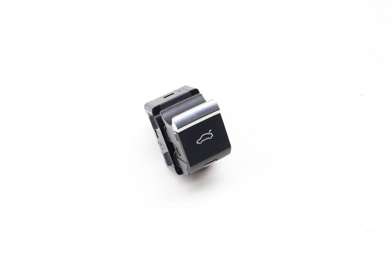Trunk Release Switch 4M0959831A — Used (SKU 630536)