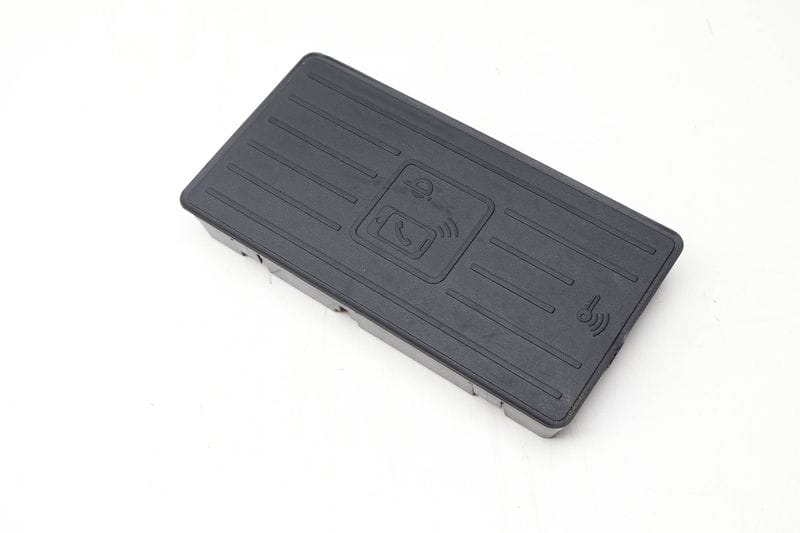 Wireless Charging Control Module 8W0035502C — Used (SKU 630583)