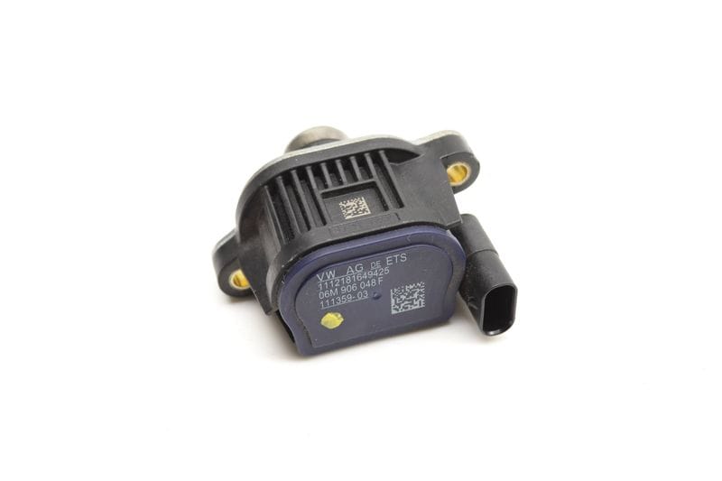 Engine Timing Solenoid Valve 06M906048F — Used (SKU 567059)