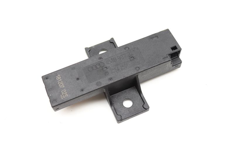 Kessy / Keyless Entry Antenna 4M0907247 — Used (SKU 567006)