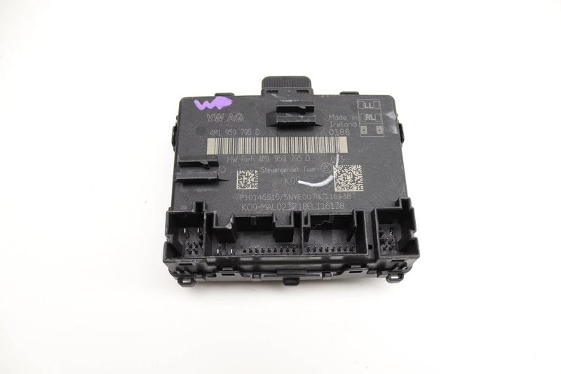 Door Control Module 4M1959795D — Used (SKU 567031)