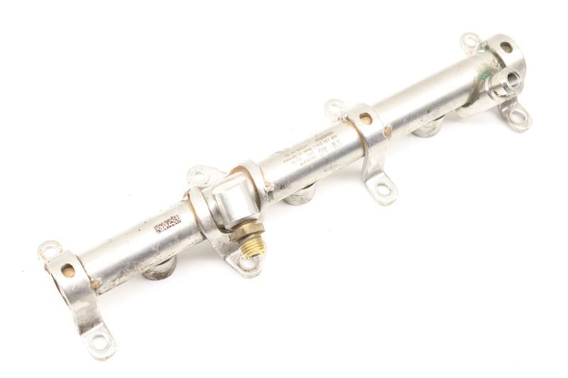 Fuel Rail 06M133316L — Used (SKU 567499)