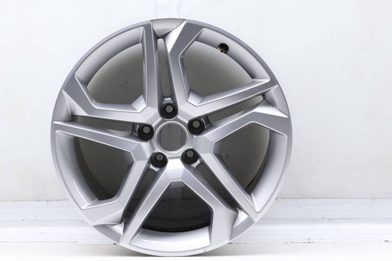 18" Inch Alloy Rim / Wheel (5 Double SPOKE) 80A601025BD — Used (SKU 719189)