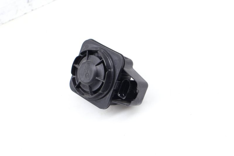 Anti-Theft Alarm Horn / Siren 5Q0951605A — Used (SKU 707570)