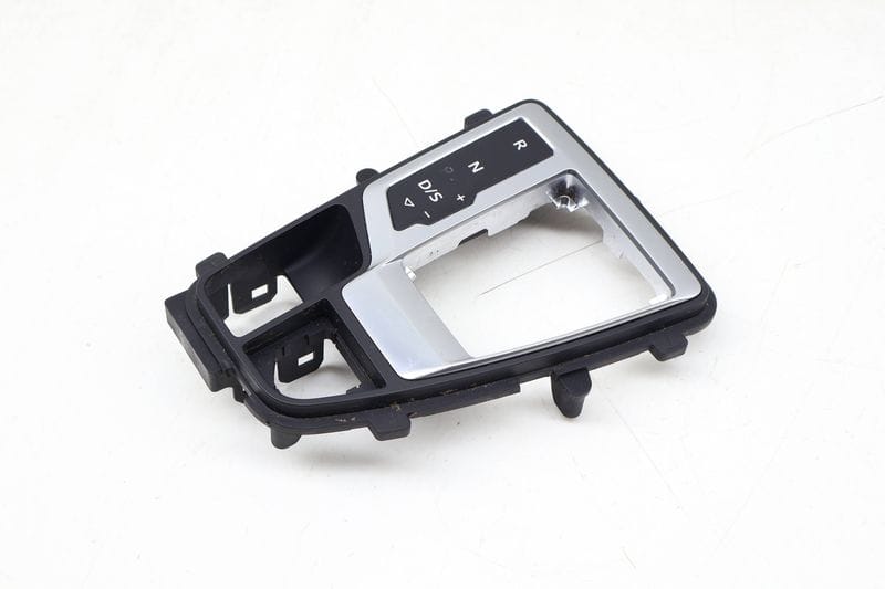 Automatic Shift Selector Cover / Circuit Board 80B713111C — Used (SKU 707482)