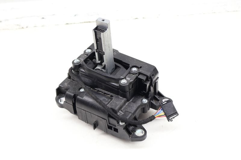 Automatic Shift / Shifter Assembly 80B713041N — Used (SKU 707502)