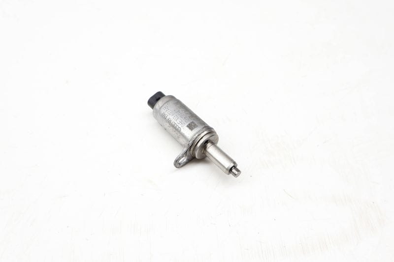 Cam Valve / Camshaft Adjustment Solenoid 06E103697AB — Used (SKU 719068)