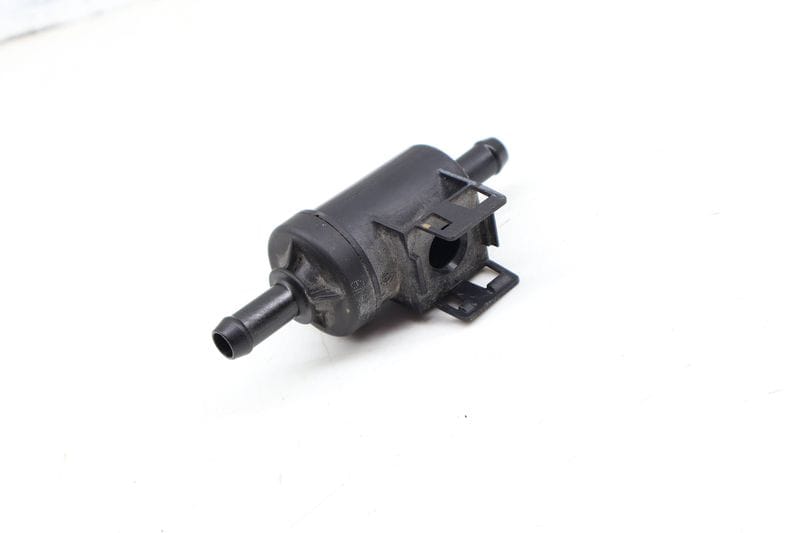 Expansion Tank Vacuum Line Valve 80A201892A — Used (SKU 707613)