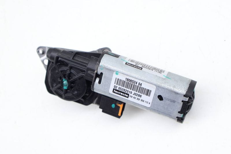 Rear Tilt / Height Adjustment Seat Motor 3QF959112A — Used (SKU 707688)