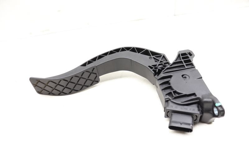 Gas Pedal / Accelerator Module 8W1723523 — Used (SKU 489703)