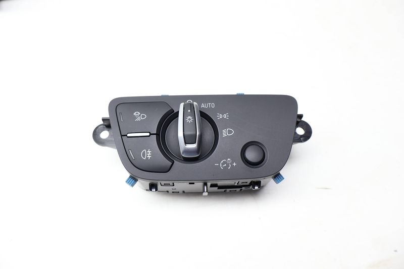 Headlight / Fog Light Switch 4M0941531AG — Used (SKU 718932)