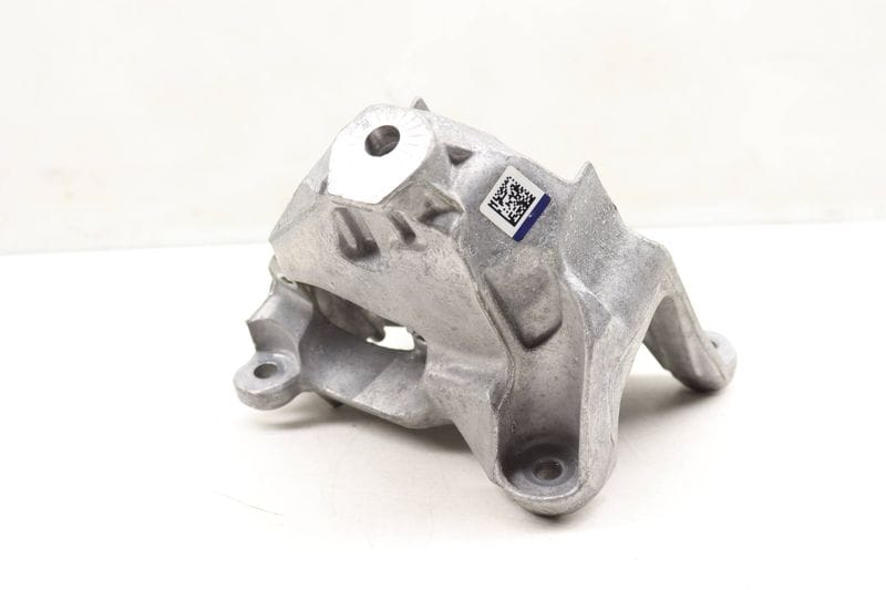 Engine / Motor Mount Bracket 80A199307D — Used (SKU 490161)