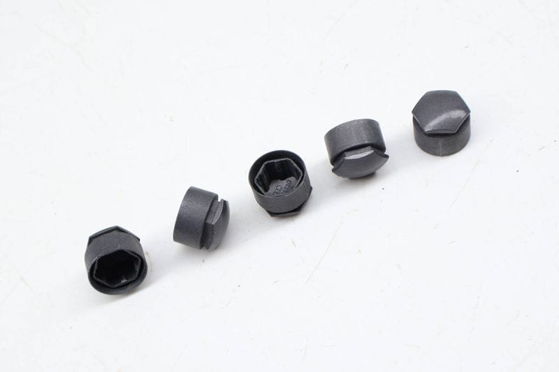 Lug Nut / Bolt Cover / Cap Set 4M0601173D — Used (SKU 707567)