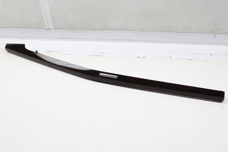 Dashboard / Dash Trim Panel Molding 80B853190E — Used (SKU 719129)