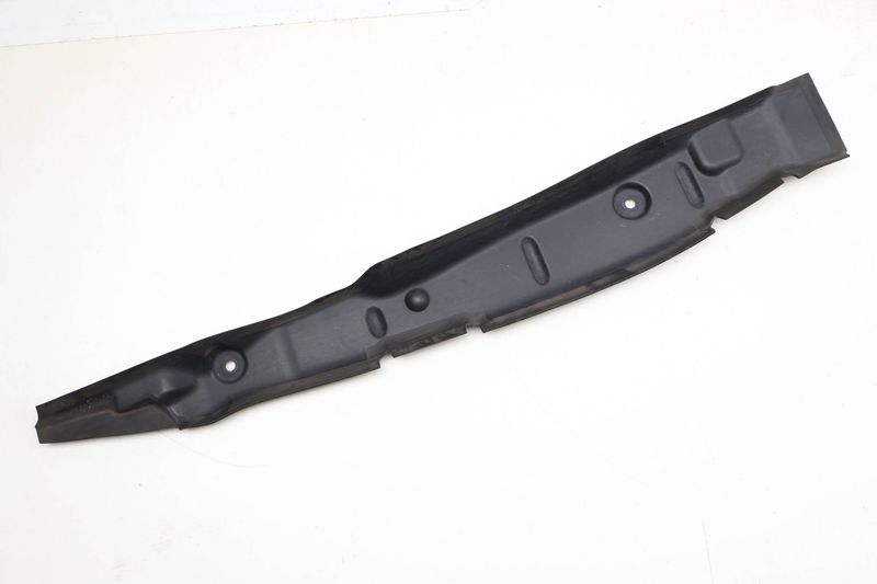 Inner Fender End Plate / Cover 80A821112 — Used (SKU 719218)