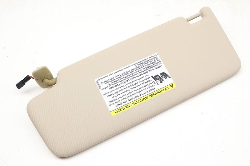 Sun Visor / Mirror 8W0857552AM — Used (SKU 707499)