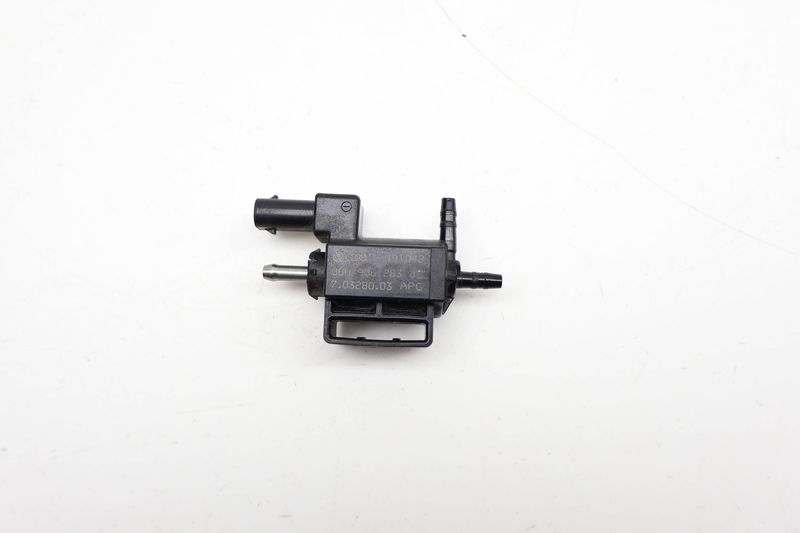 Solenoid Valve 06H906283J — Used (SKU 719014)