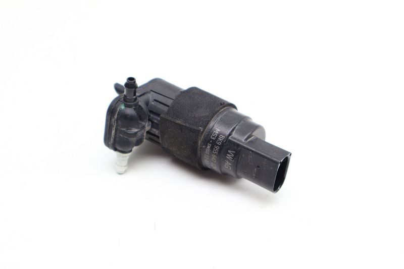 Windshield Washer Pump 8K9955647 — Used (SKU 707595)