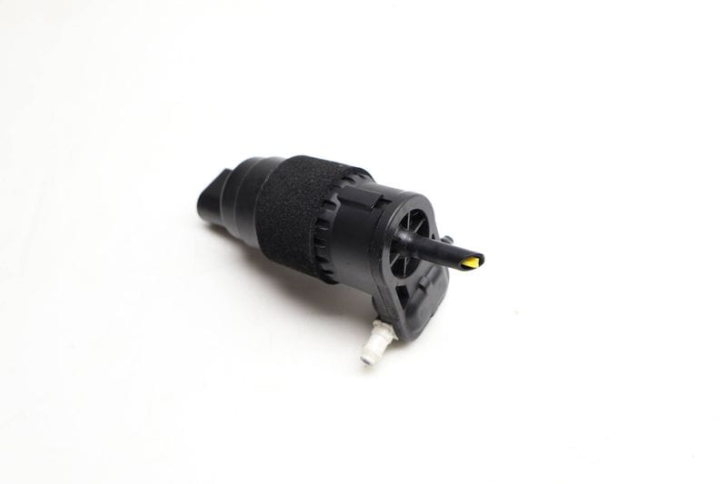 Windshield Washer Pump 8K9955647 — Used (SKU 719008)