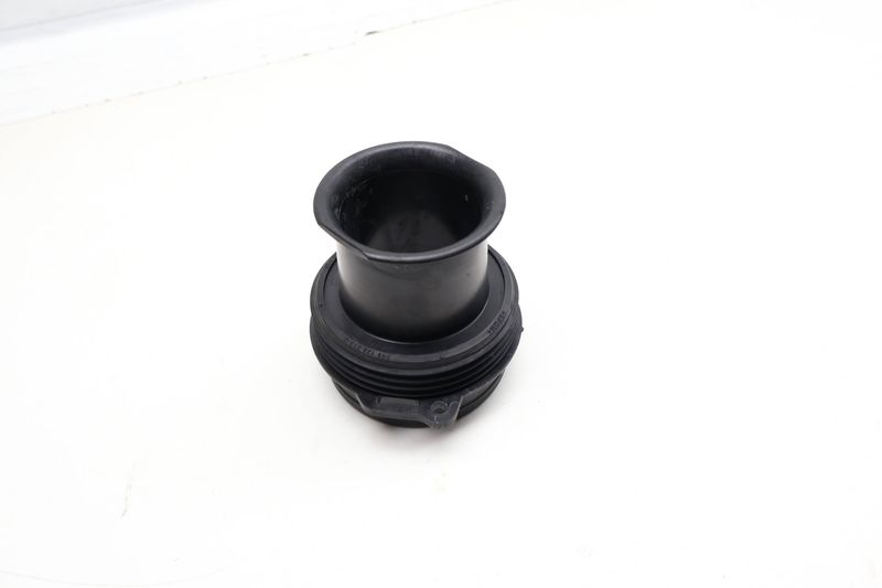 Air Intake Tube / Duct 06E133634 — Used (SKU 729282)