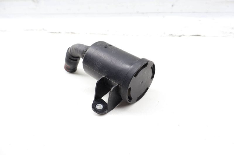 Charcoal / Fuel Vapor Canister Filter 8R0906621H — Used (SKU 729194)