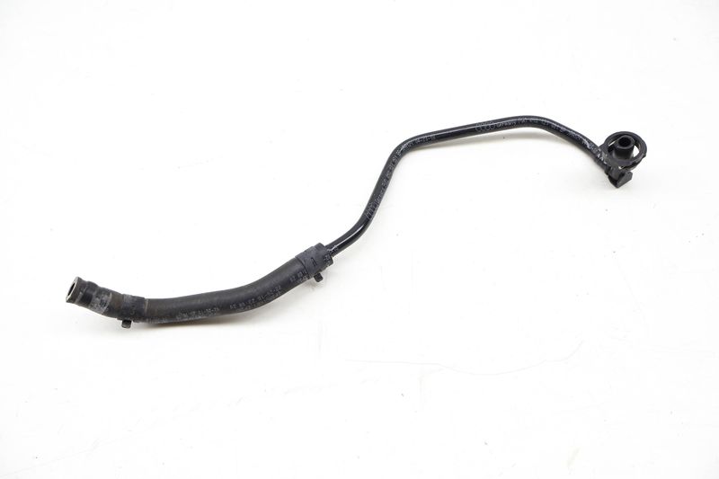 Coolant Vent Tube / Hose / Line 4M0121081BP — Used (SKU 729235)