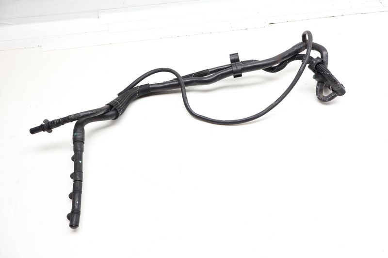 Crankcase / Engine Breather Hose Line Set 06E133790AF — Used (SKU 729213)