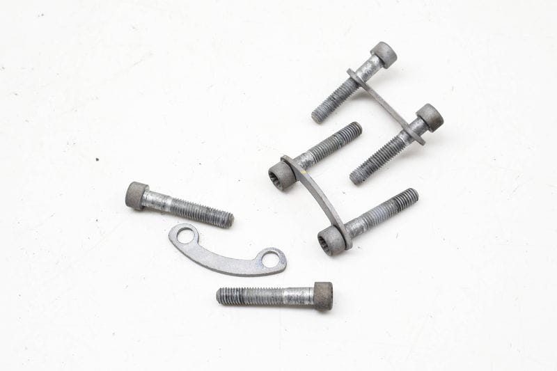 Driveshaft Bolt w/ Retaining Plate Set N10719001 — Used (SKU 728878)