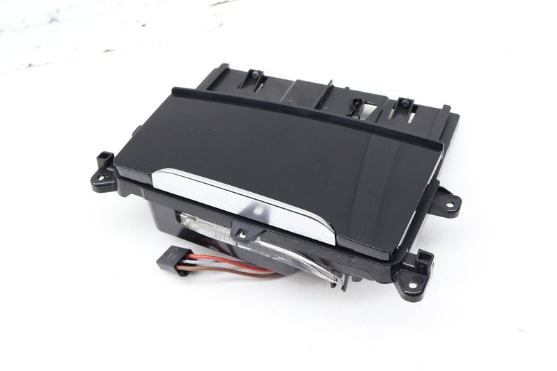 Center Console Storage Bin / Tray 4M1863273B — Used (SKU 728931)
