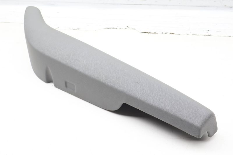 Door Panel Armrest / Arm Rest 4M0867166 — Used (SKU 728852)