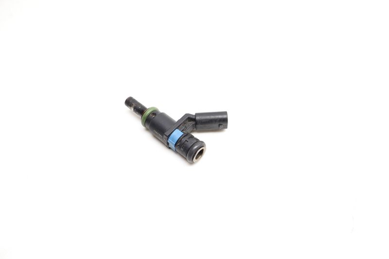 Fuel Injector 06E906031A — Used (SKU 729164)