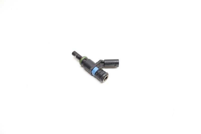 Fuel Injector 06E906031A — Used (SKU 729166)