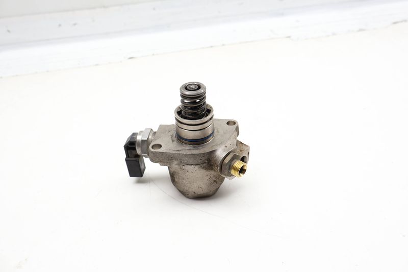 High Pressure Fuel Pump / Hpfp 06E127026F — Used (SKU 729279)