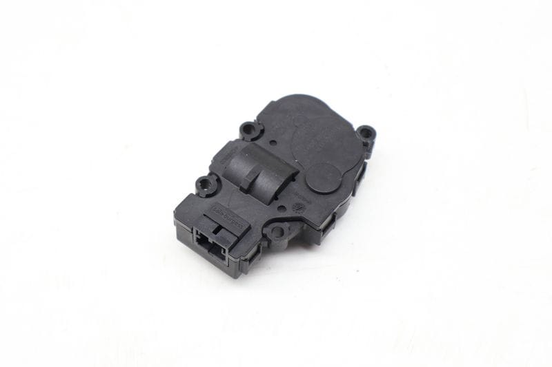 HVAC Flap / Servo Air Motor / Actuator 4M0820511 — Used (SKU 729061)