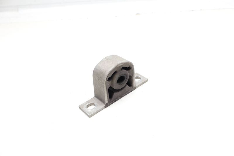 Exhaust Hanger / Mount Bracket 4M0253099 — Used (SKU 729171)