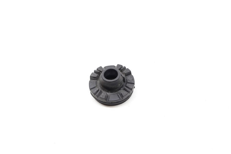 Lower Radiator Rubber Mount 4M0121275A — Used (SKU 729180)