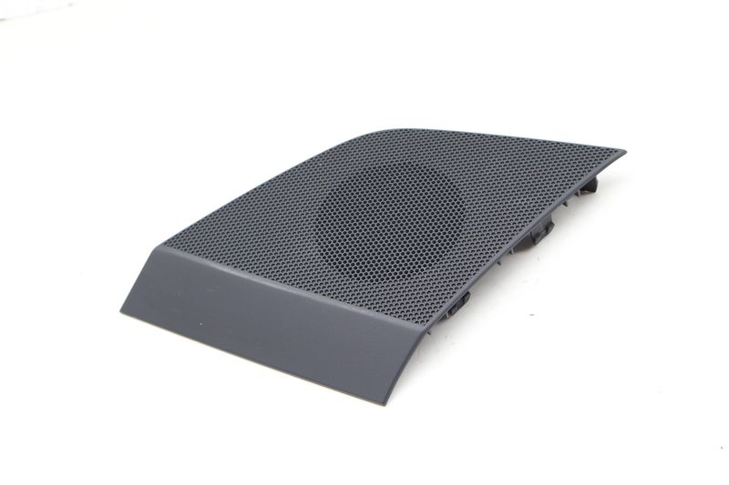 Upper Dash Speaker Grille 4M0857227 — Used (SKU 728911)
