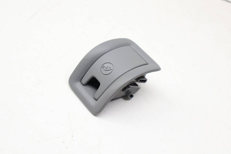 Child Seat Safety Latch Trim / Cover 4M0887233E — Used (SKU 728897)