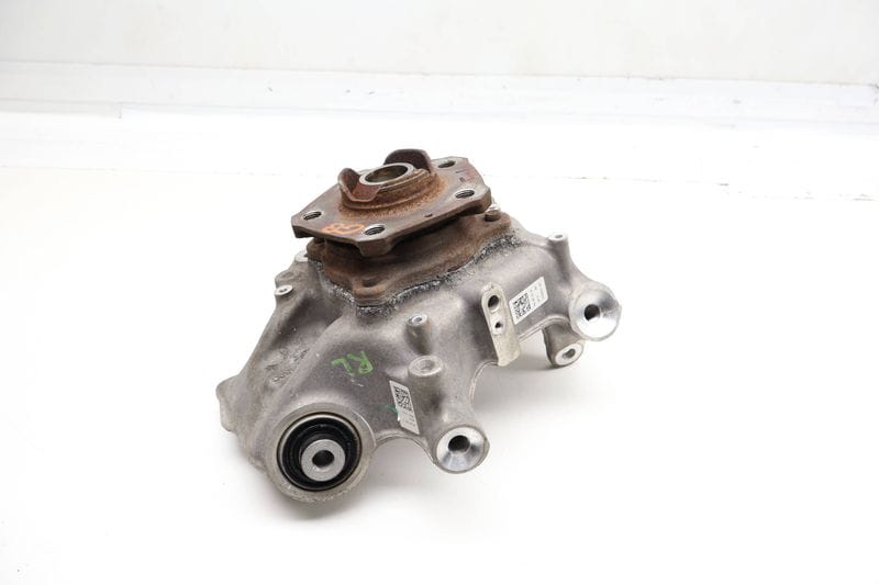 Spindle Knuckle w/ Wheel Bearing 4M0505459C — Used (SKU 729301)