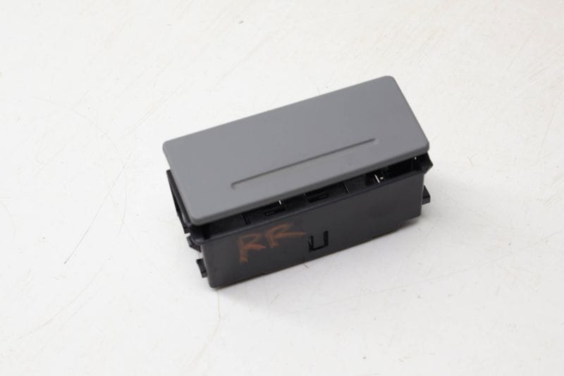 Door Ashtray / Ash Tray 4G8857406A — Used (SKU 728900)