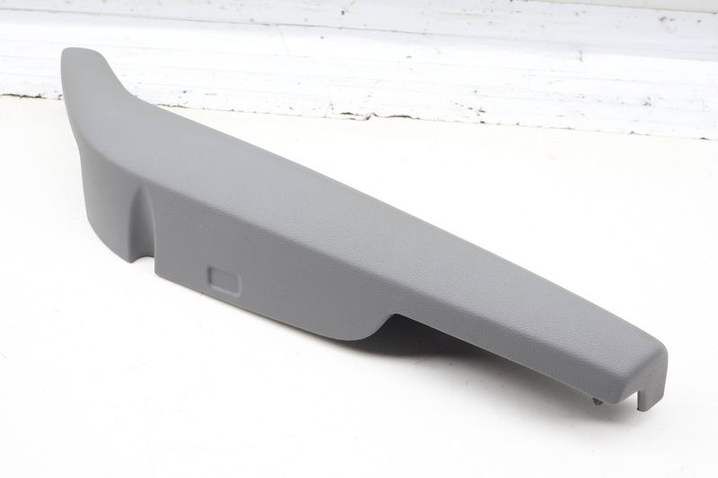 Door Panel Pull / Armrest 4M0867364D — Used (SKU 728856)