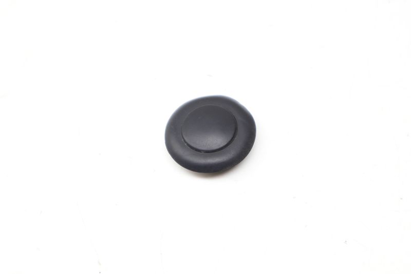 Trunk Lid / Hatch Plug Cap 4M0827713 — Used (SKU 728974)