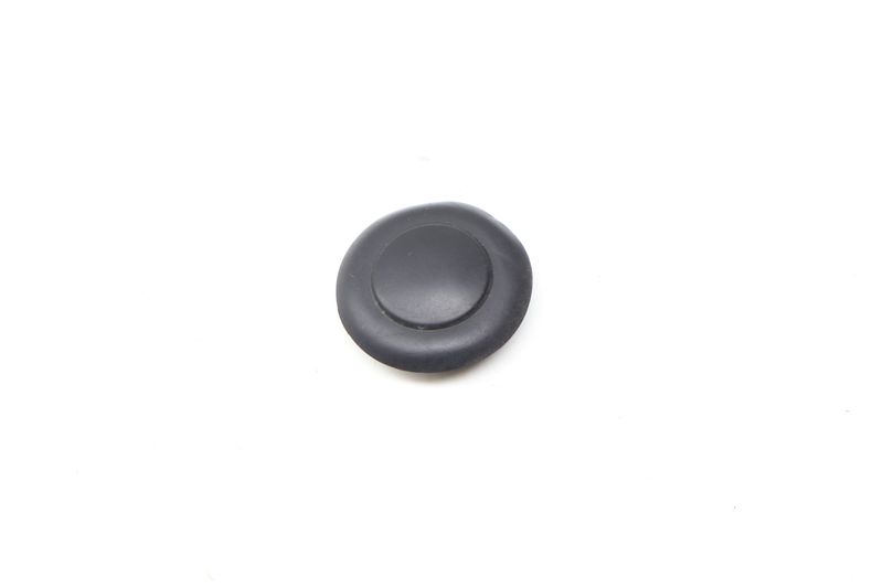 Trunk Lid / Hatch Plug Cap 4M0827713 — Used (SKU 728977)
