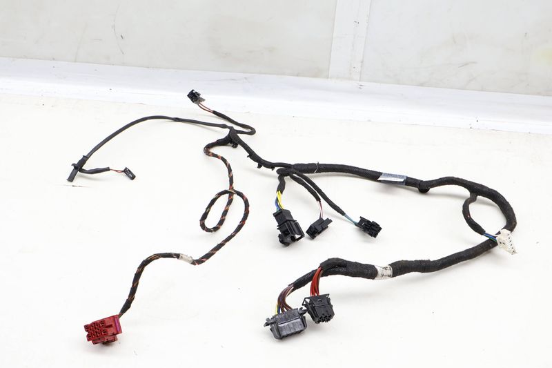 Seat Frame Wiring Harness 8V0971366BM — Used (SKU 630311)