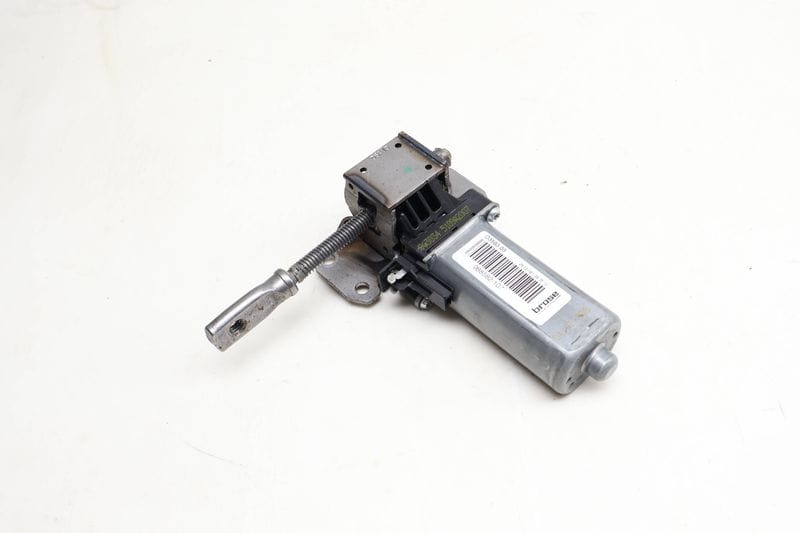 Front Tilt Seat Motor w/ Transmission 8K0959762 — Used (SKU 630078)