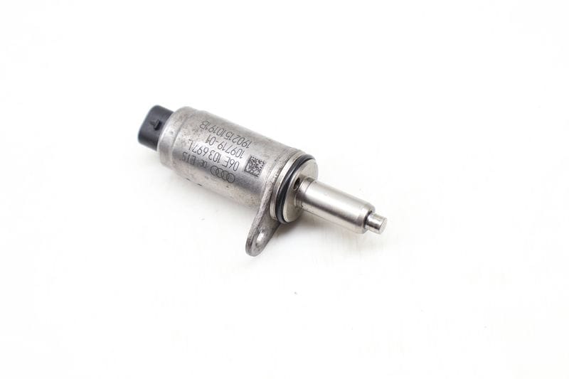 N205 Cam Valve / Camshaft Adjustment Solenoid 06E103697L — Used (SKU 630013)