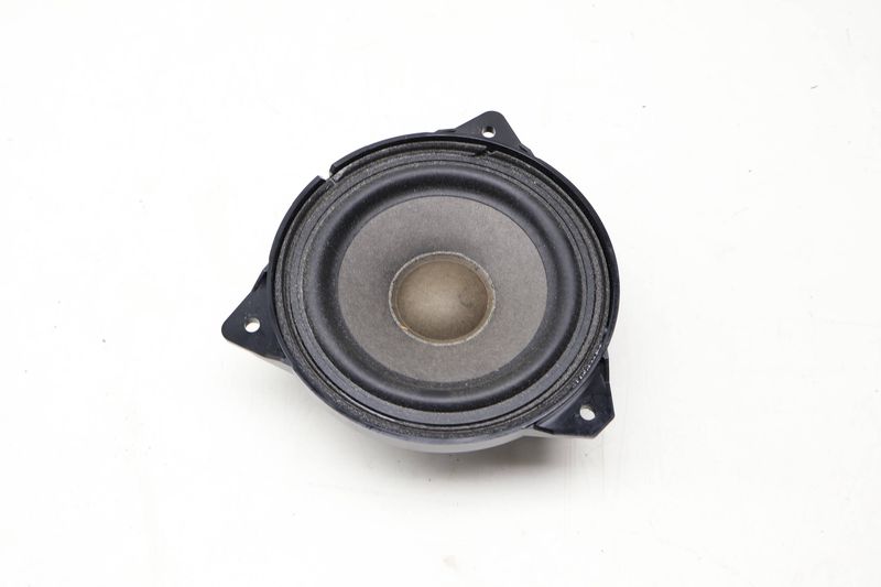 Deck / Shelf Speaker 8V0035416 — Used (SKU 630154)